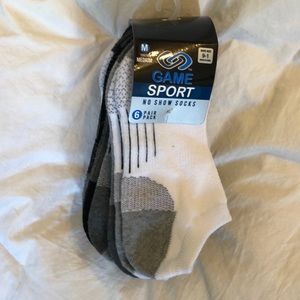 New! Youth Medium no show socks (6)